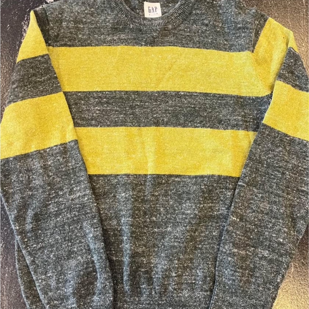 GAP Gray and Yellow Crewneck Sweater with Bold Stripes